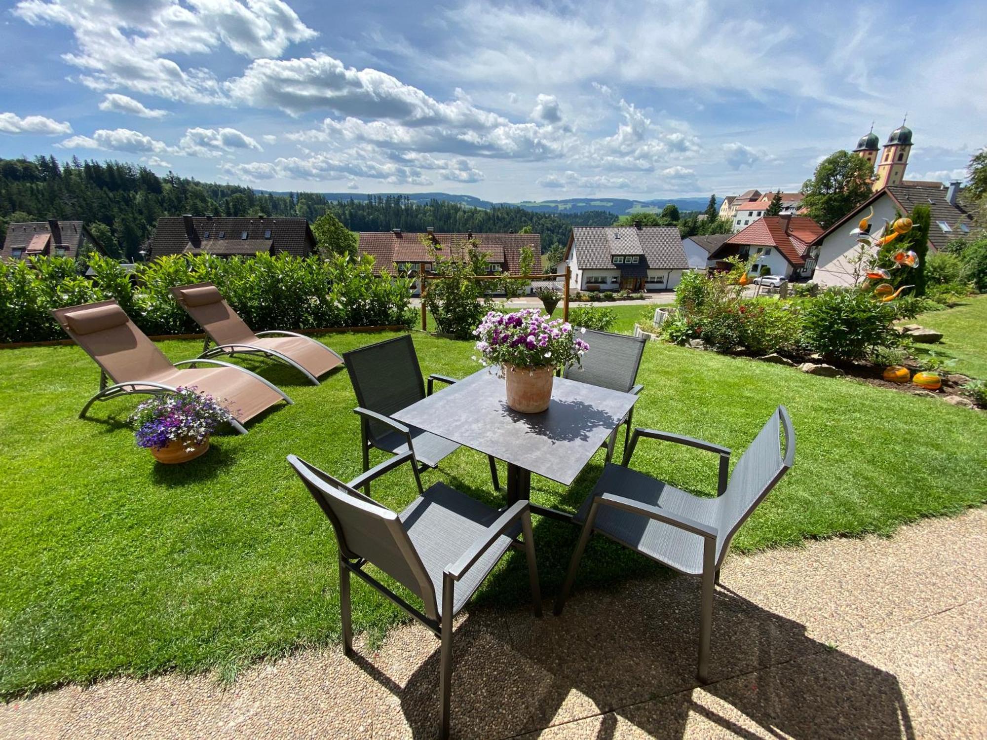 Appartement Bergsonne Sankt Märgen エクステリア 写真